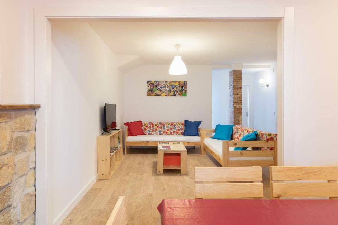 La Casa Azul,Una Casa En La Ciudad. Logrono Exterior photo